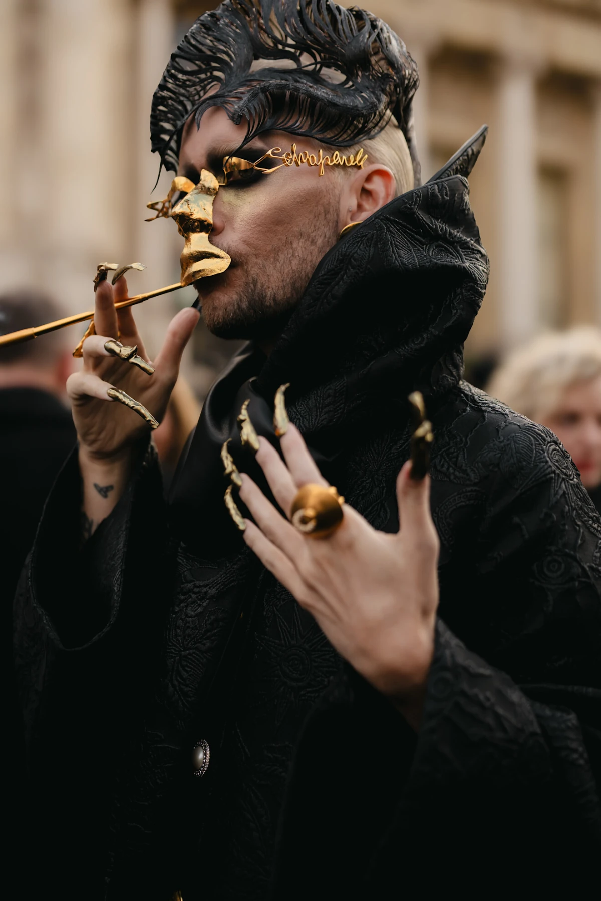 Odu&scaron;evili su nas modni detalji gostiju na Schiaparelli reviji