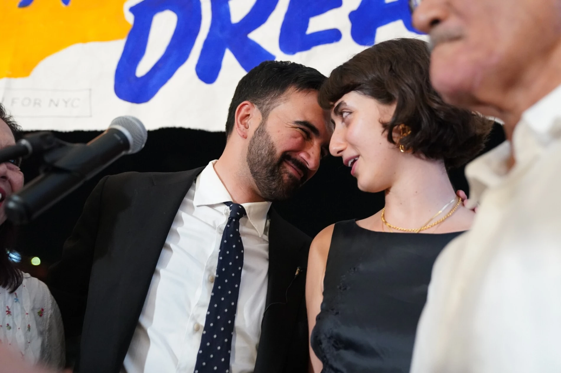 Ovo su poznati parovi koji su se upoznali putem dejting aplikacija