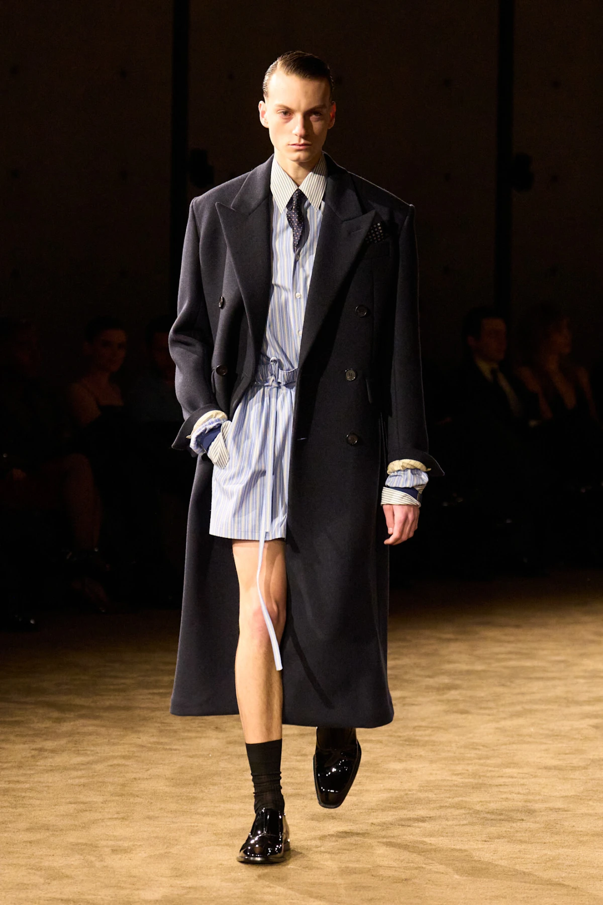 Saint Laurent nas novom kolekcijom priprema za sve rastanke u svitanje