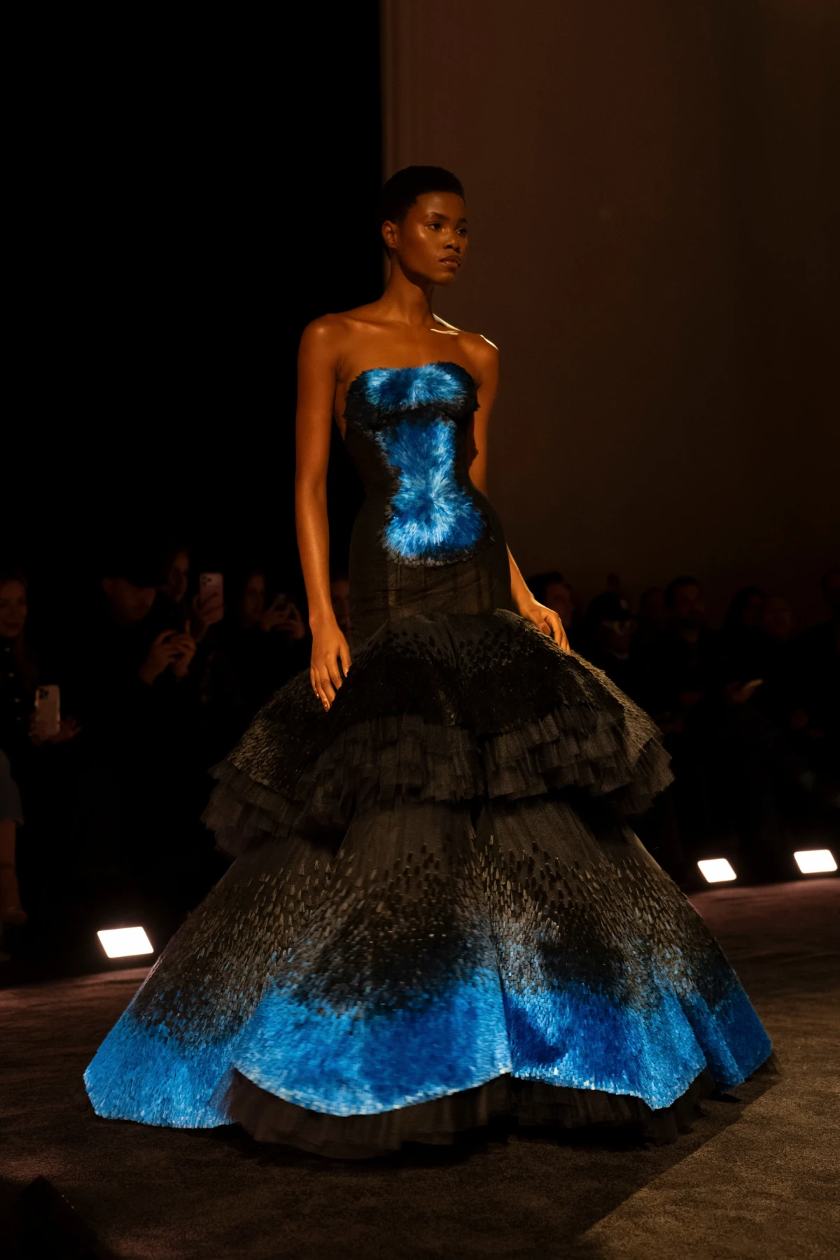 &Scaron;to je danas visoka moda i smije li ju proizvoditi umjetna inteligencija?