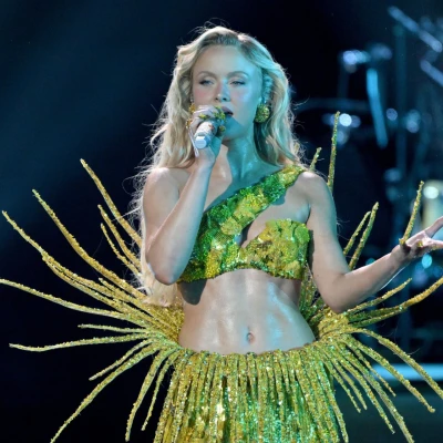 Makeup inspiracija: Zara Larsson na dodjeli Grammyja 2026.