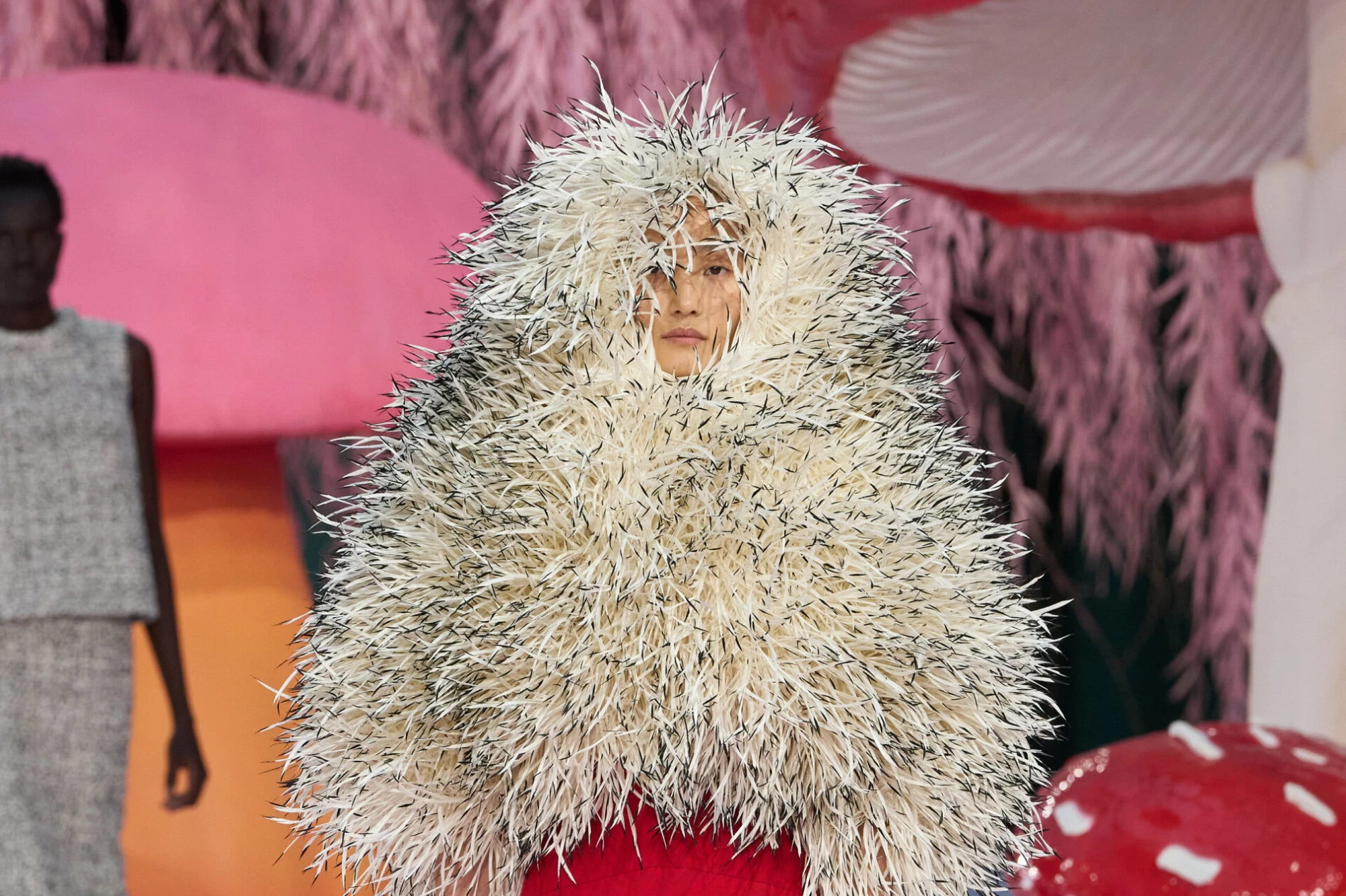 Za&scaron;to je moda odjednom opsjednuta pticama?