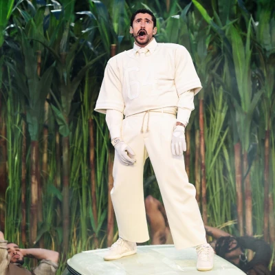 Bad Bunny je za najveći trenutak svoje karijere odabrao Zara kombinaciju. Za&scaron;to?