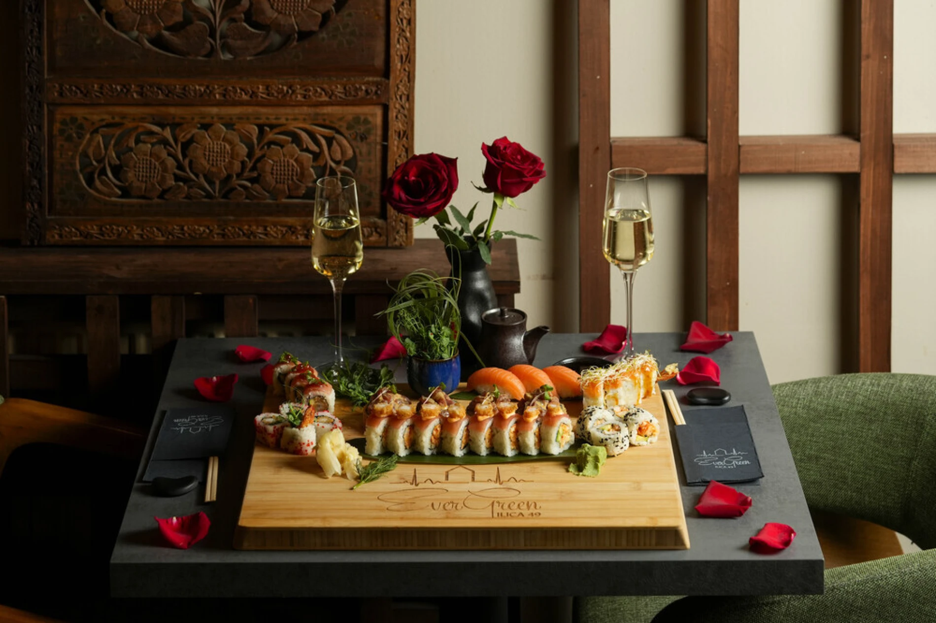 Večera za dvoje kao mali ritual bliskosti uz savr&scaron;eno osmi&scaron;ljene okuse