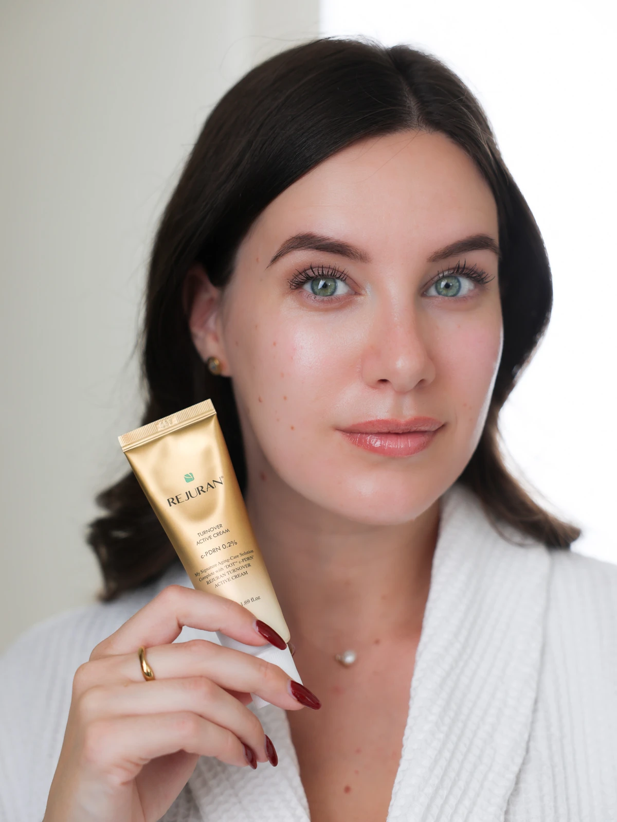 Rejuran: Tajna pomlađivanja temeljena na DNK lososa i c-PDRN-u