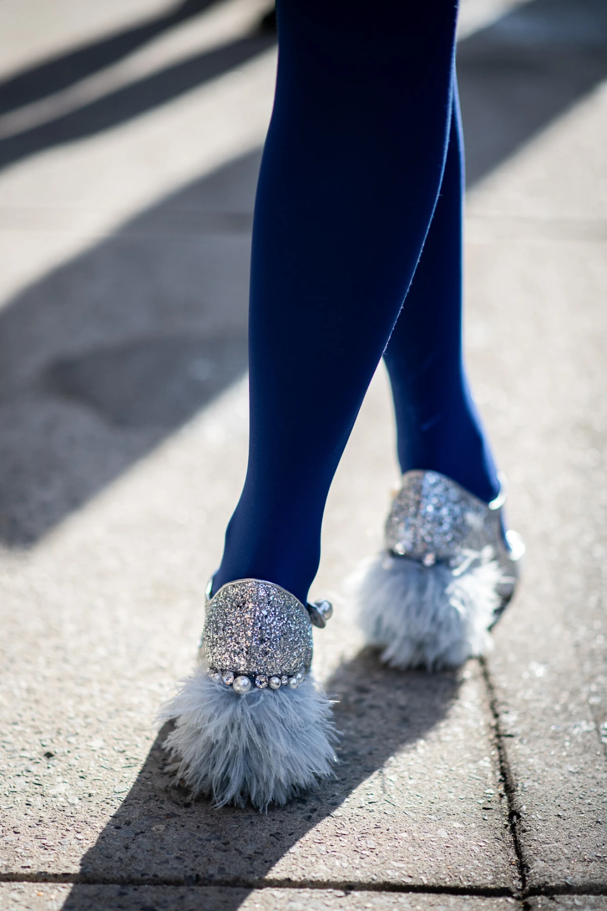 Najlonke u boji istaknule su se kao veliki trend u street style lookovima na Tjednima mode