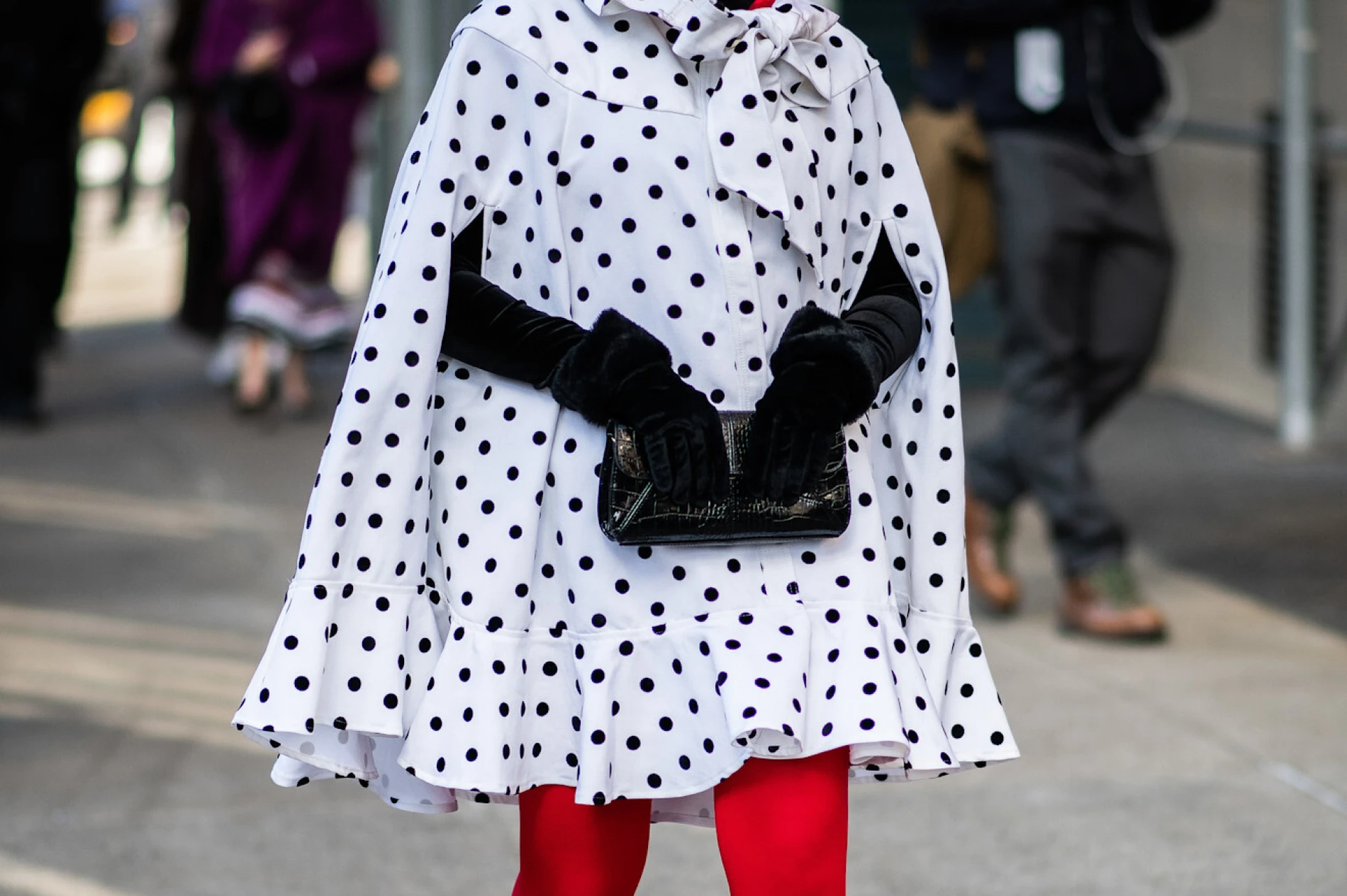 Najlonke u boji istaknule su se kao veliki trend u street style lookovima na Tjednima mode