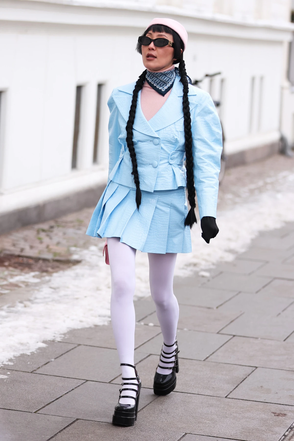 Najlonke u boji istaknule su se kao veliki trend u street style lookovima na Tjednima mode