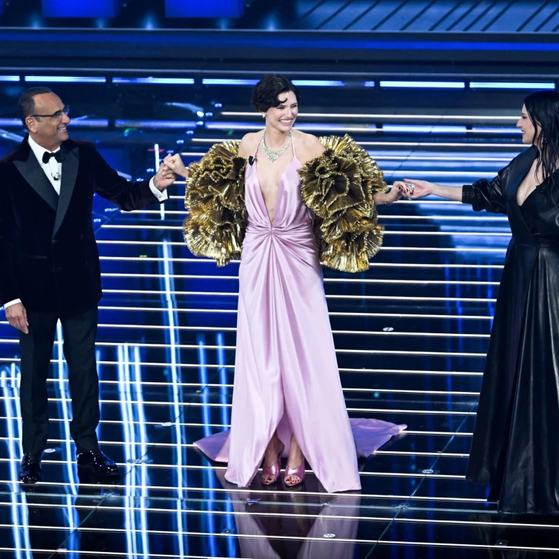 Sanremo 2026 - Najčudnija večer festivala i novi povratak Biance Balti