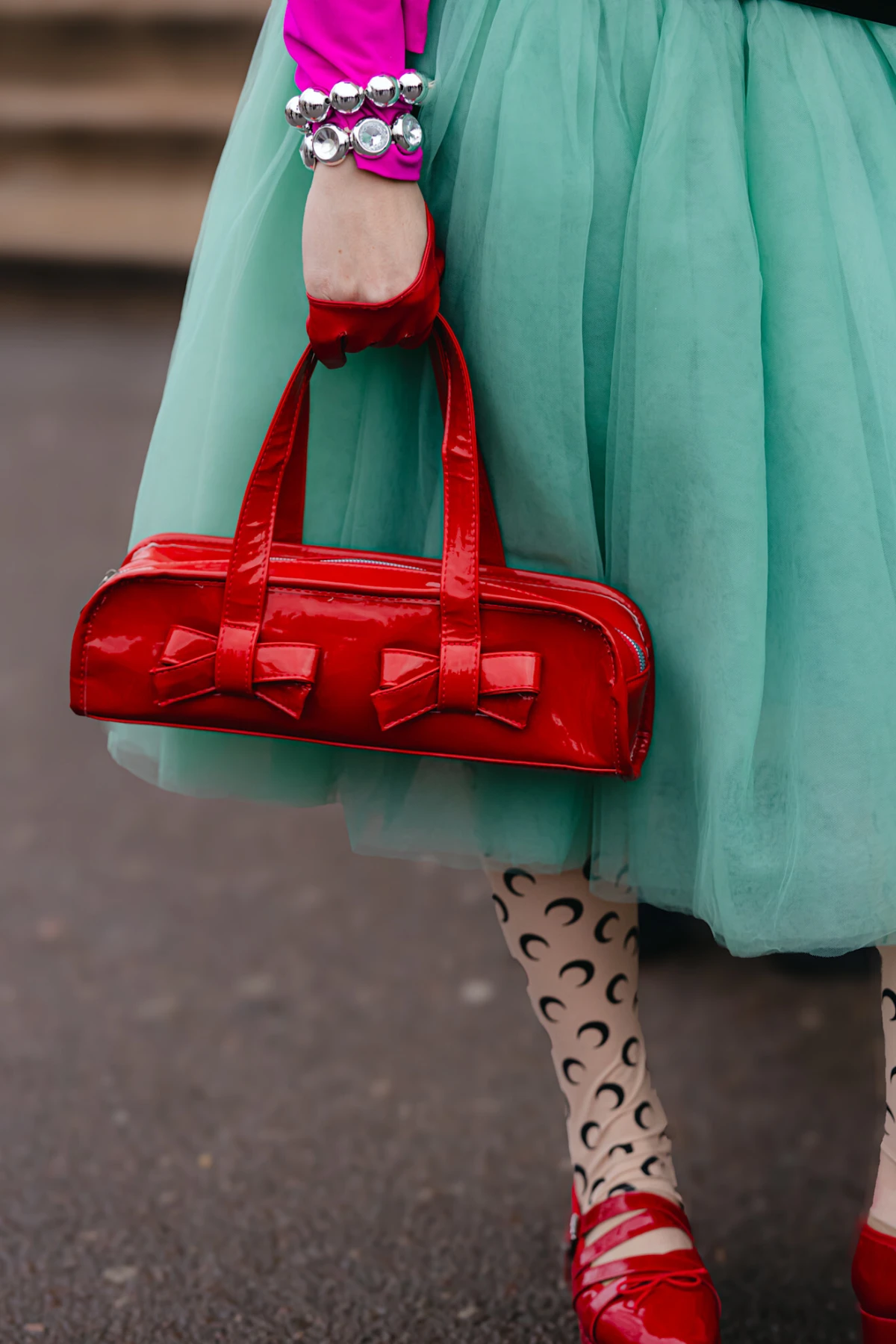 Znamo koji model torbe nose trendi djevojke tijekom Tjedana mode