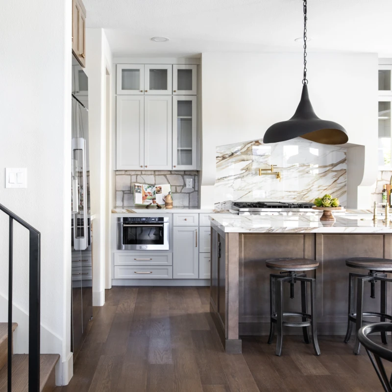 Ako razmi&scaron;ljate o smeđim detaljima u domu, ovaj renovirani stan bi vas mogao inspirirati