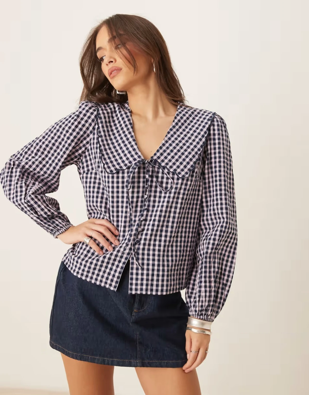 Bluze s kragnama trend su kojem ne možemo odoljeti ovog proljeća