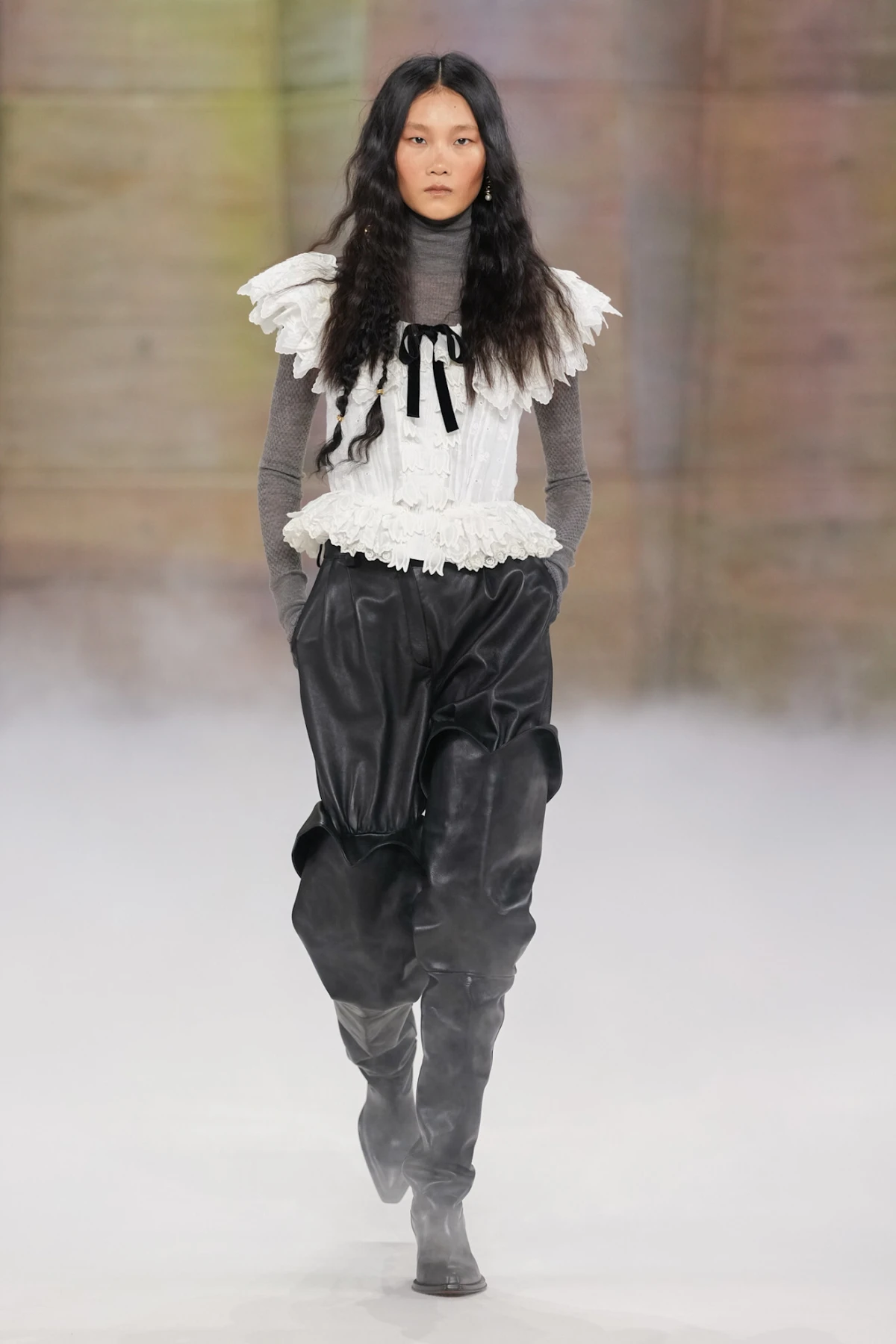 Chemena Kamali je Chloe odvela u ozbiljnije i chic vode