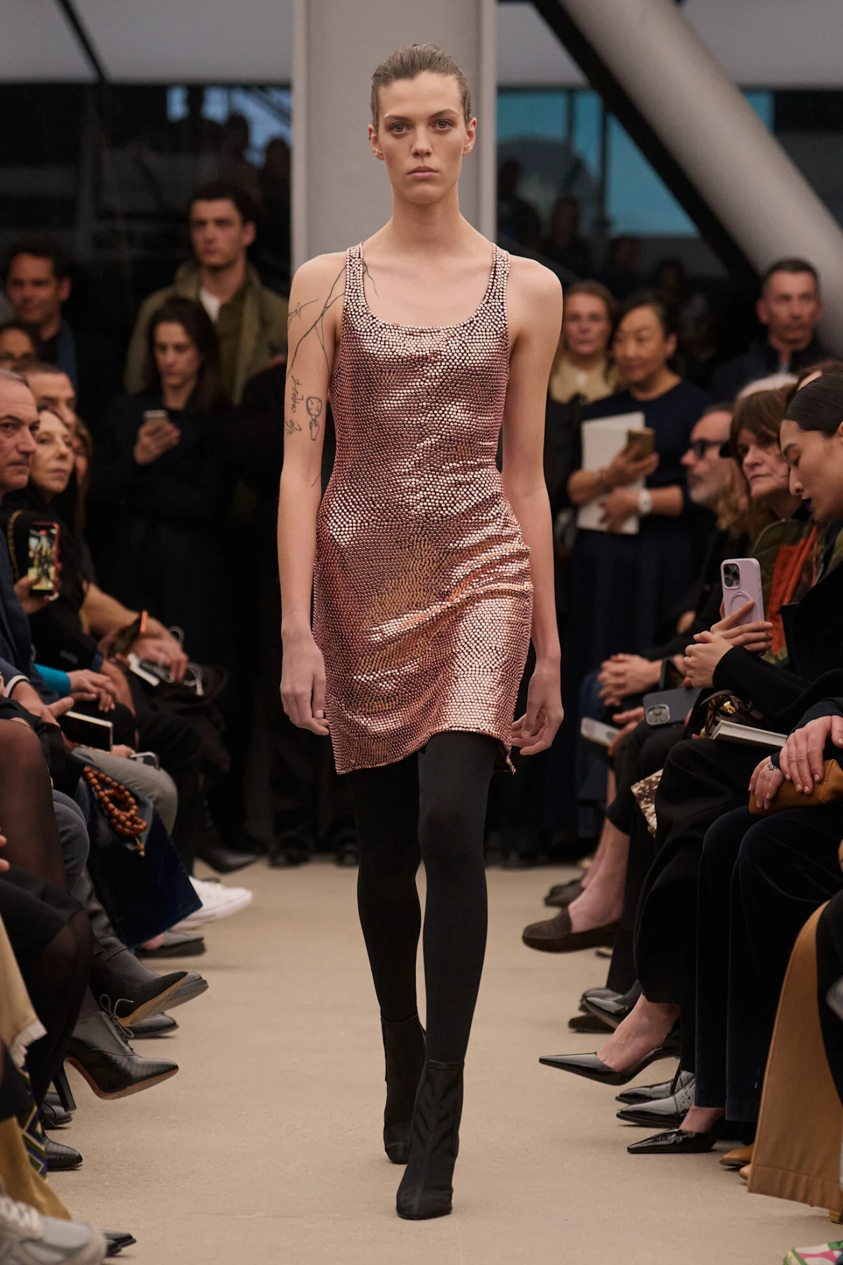 Pieter Mulier prikazao je posljednju Alaia kolekciju prije prelaska u Versace