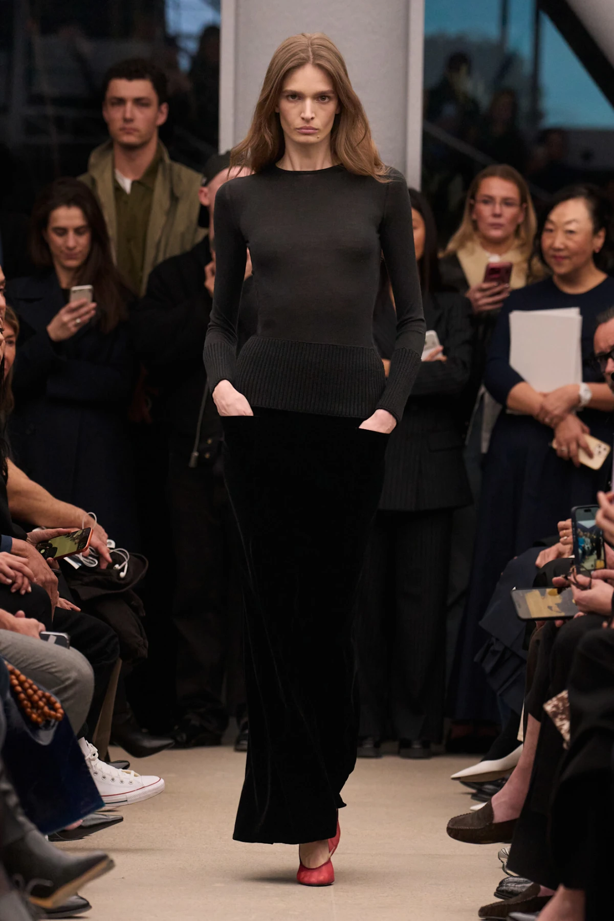 Pieter Mulier prikazao je posljednju Alaia kolekciju prije prelaska u Versace