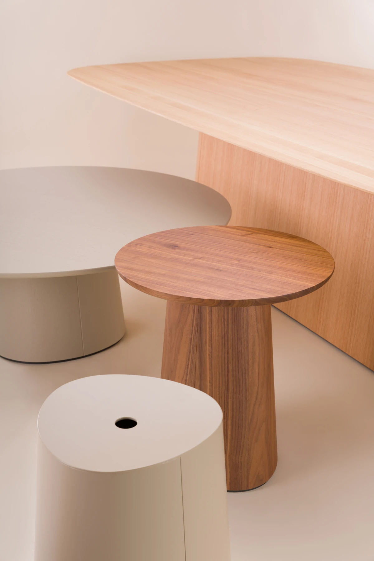 Zbogom sterilnim interijerima: Vraćaju se drvo, ratan i prirodna toplina