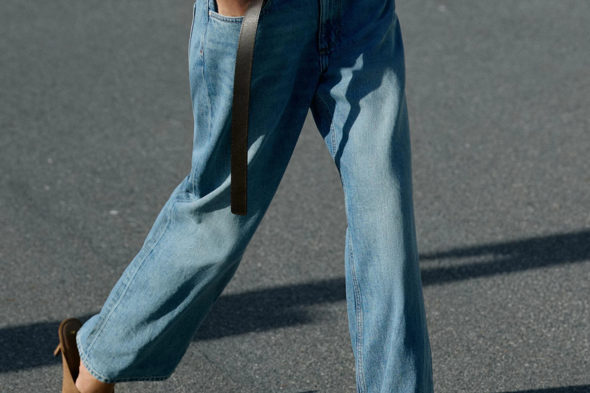 Zara je predstavila svoju verziju Aquazzura mule salonki, te&scaron;ko nam se odlučiti koji je model bolji