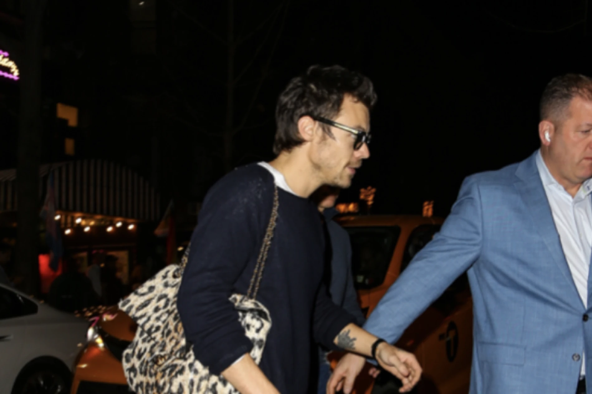 Harry Styles pokazao kako se nosi najpoželjnija torba sezone