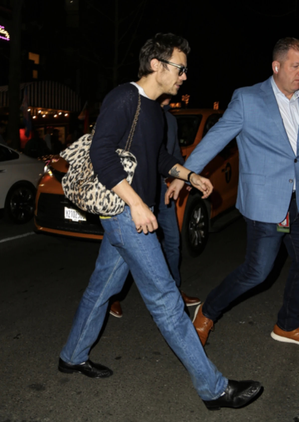 Harry Styles pokazao kako se nosi najpoželjnija torba sezone